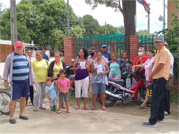 Usuarios de la Essap se manifestaron en Puerto Casado