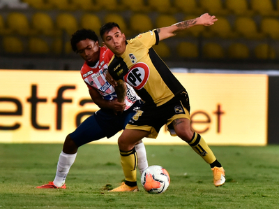 Coquimbo deja fuera a Junior y se mete a semis