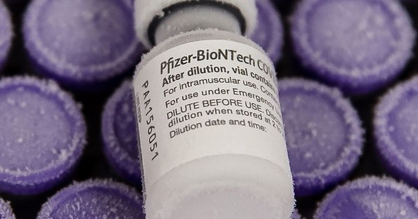 La Nación / Chile aprobó el uso de la vacuna de Pfizer