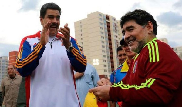 Crónica / ¡Maduro debe 50 palos verdes a Maradona ra’e!