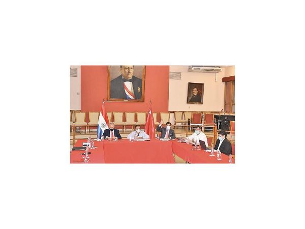 Cartistas insisten con amenaza de “planes perversos”