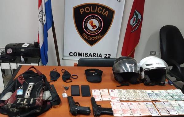 Detienen a supuestos a delincuentes y recuperan dinero robado