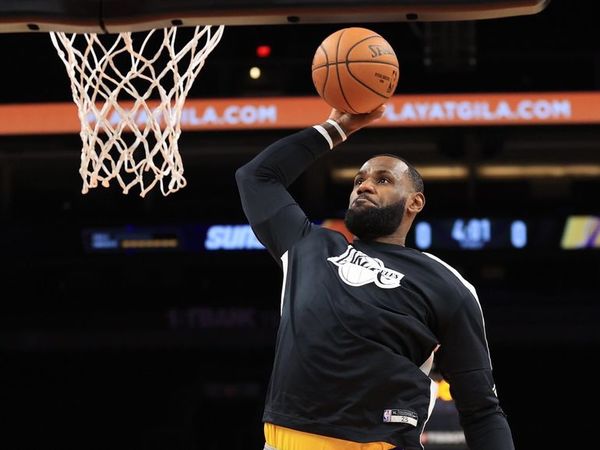 Los Lakers ganaron con el regreso de LeBron y Davis - Básquetbol - ABC Color