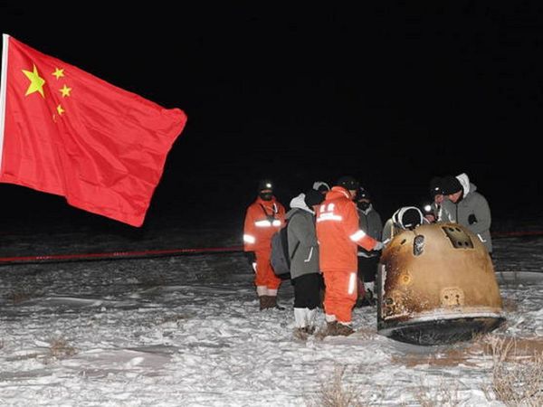 La sonda china Chang'e 5 regresa a la Tierra con muestras lunares