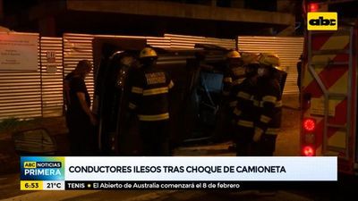 Conductores ilesos tras choque de camionetas - ABC Noticias - ABC Color