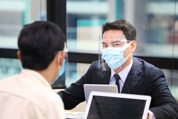 Trabajadores suspendidos cobran compensación adicional del IPS - MarketData