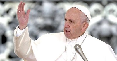 La Nación / Papa, a favor de una nueva cultura para combatir pandemia y guerras