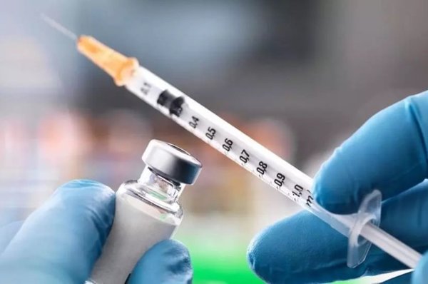 Infectólogo explica cómo el organismo y las vacunas combaten las infecciones · Radio Monumental 1080 AM