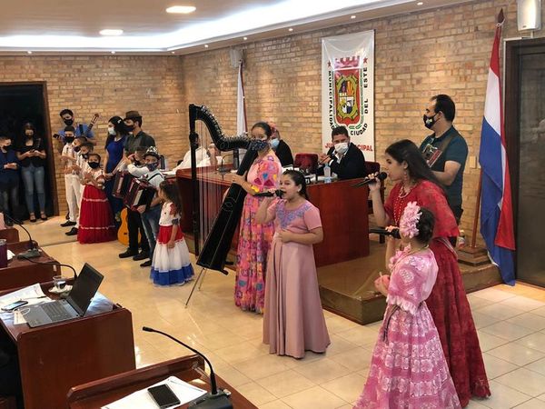 Condecoran a ganadores de concurso artístico interbarrio - ABC en el Este - ABC Color