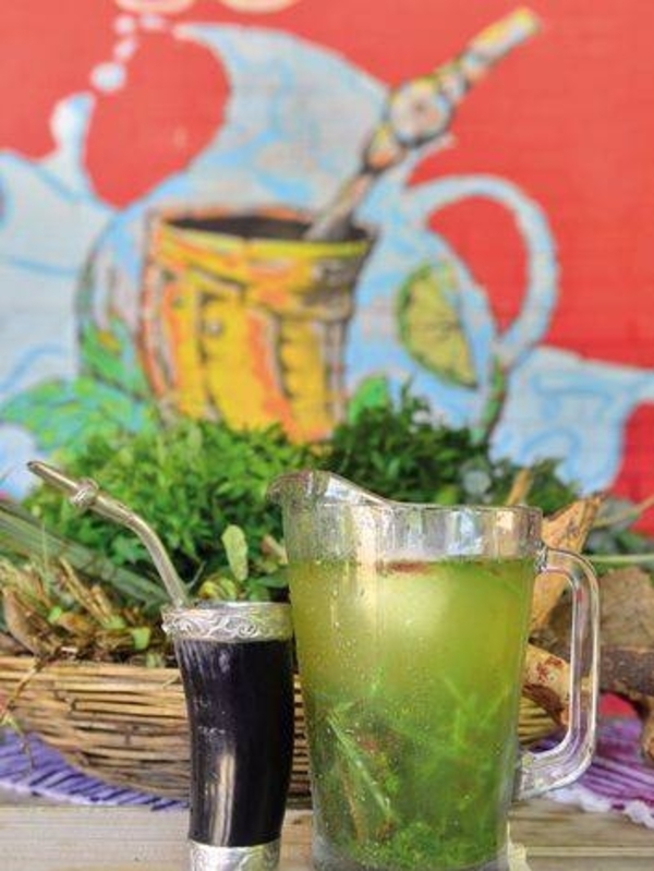 HOY / El tradicional tereré, bebida ancestral guaraní fue declarado Patrimonio Cultural Inmaterial de la Humanidad