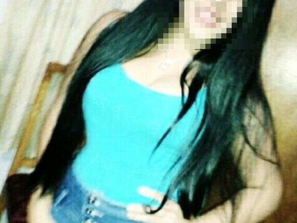 Poema dedicado a una joven terminó en feroz demanda