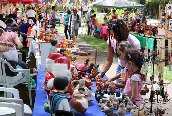 Viví la expo feria del Barrio Creativo San Roque