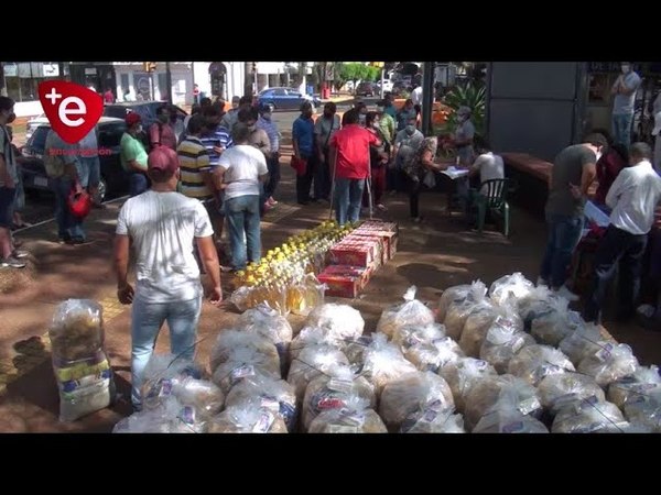 EBY ENTREGA KITS DE VIVERES A EX FERROVIARIOS DE ENCARNACIÓN
