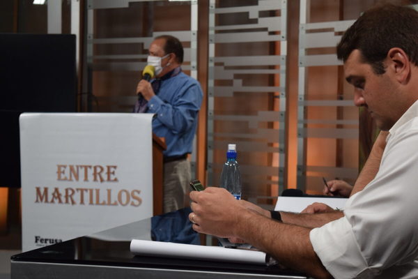 Entre Martillos cerró el año con una “muy buena feria” de invernada televisada