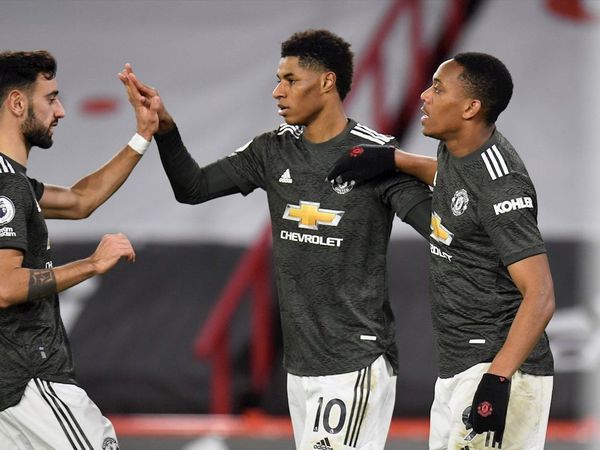 Rashford impulsa a un United que ya roza la 'Champions'