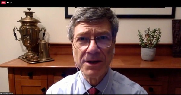 La Nación / Paraguay podrá generar nuevas industrias, sostiene Jeffrey Sachs