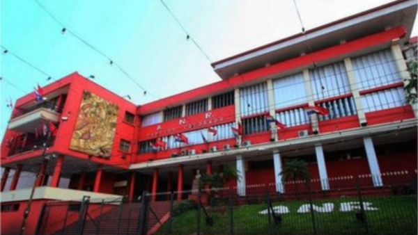 Correligionarios adeudan G. 18.600 millones a la ANR