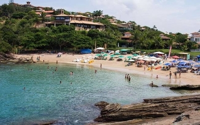HOY / Ordenan el confinamiento en Búzios y dan 72 horas para que los turistas salgan de la ciudad