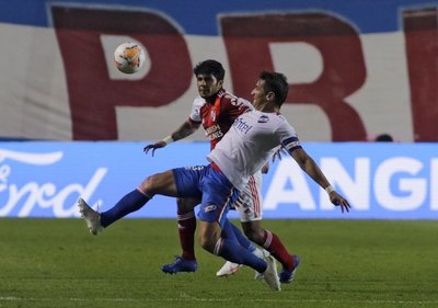 Con Robert Rojas, River destrozó a Nacional y es semifinalista de América