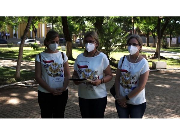 Hijas de Denis recurren a la Cruz Roja y critican a Abdo
