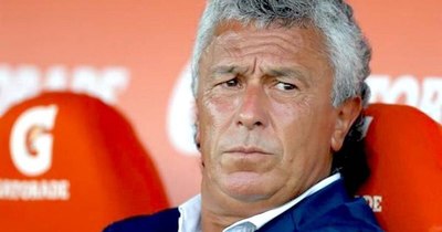 La Nación / Andújar asegurado, quieren a Cavallaro