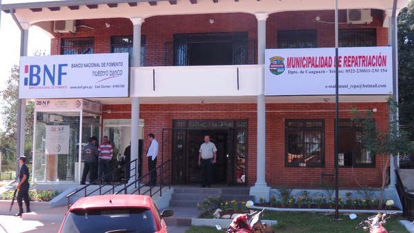 Suspenden actividades en Municipalidad de Repatriación ante manifestación de pobladores » Ñanduti