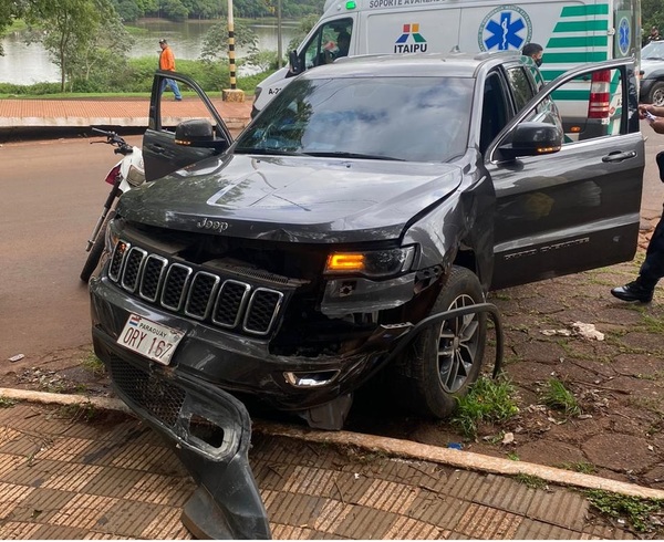 Suboficial realizaba patrullaje en moto cuando fue chocado por una camioneta - ADN Digital