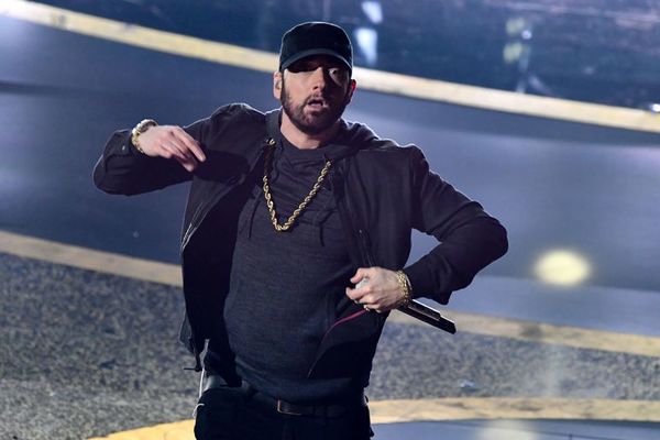 Eminem reedita disco con 16 temas nuevos y una disculpa a Rihanna - Música - ABC Color