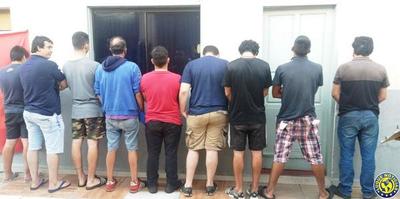 Detienen a 9 personas e incautan 6 tragamonedas en Luque •