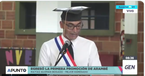 HOY / Egresó la primera Promoción de Arambé