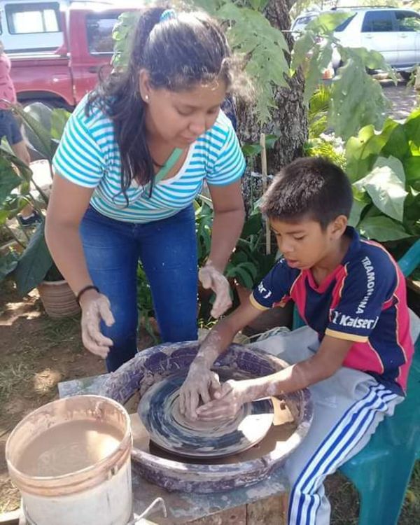 Hoy se inicia feria barrial de artesanos - Nacionales - ABC Color