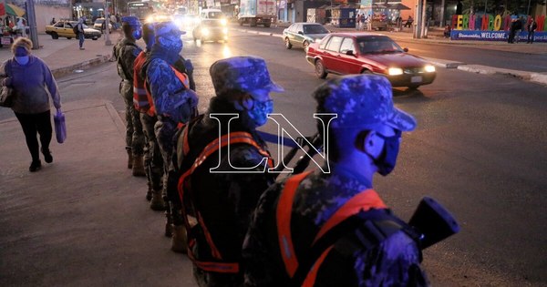 La Nación / Aclaración: No está prohibido viajar en vehículo particular, solo en buses