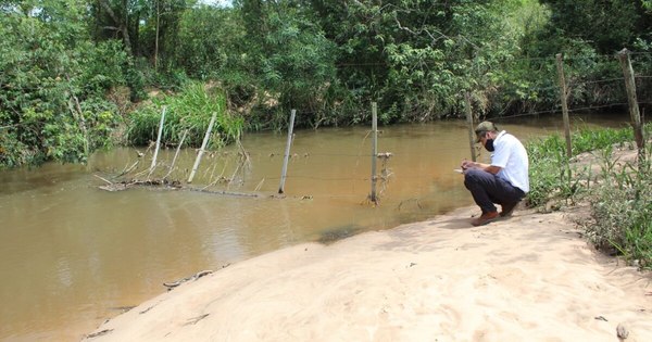 La Nación / Denuncian extracción ilegal de agua en arroyo y laguna de Valenzuela