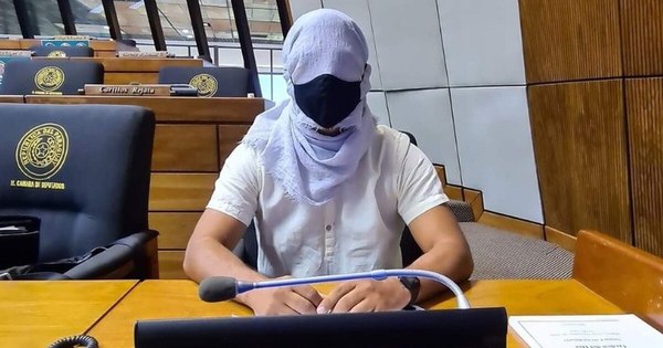 La Nación / Político de la semana: Jorge Brítez, sin tapabocas pero con show mediático