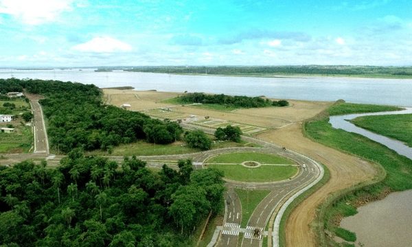 Habilitan Costanera de Salto del Guairá y obras  viales