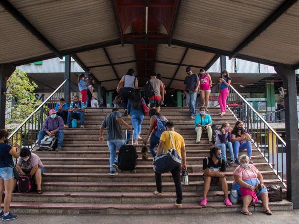 Al final no restringirán los viajes al interior del país