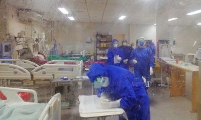 Enfermeros de Clínicas, entre el miedo y la esperanza de que todo va a mejorar - Nacionales - ABC Color