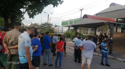 Transportistas se suman a reclamos por medidas de restricción de fin de año