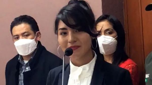 Una futbolista de 19 años asume como viceministra de Deportes en Bolivia | OnLivePy