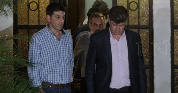 La Nación / Víctor Ríos al efrainismo: “Si no están de acuerdo, se deben ir a la justicia”
