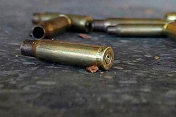 Balacera en Luque: Delincuentes se enfrentan a Policías | Noticias Paraguay