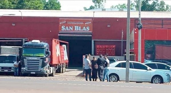 Crónica / Feroz atraco con toma de rehén y fallecidos avei