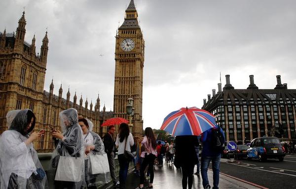 Nueva cepa de coronavirus: Boris Johnson cancela festejos por Navidad