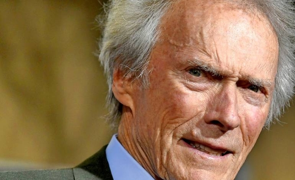HOY / Clint Eastwood ficha al joven mexicano Eduardo Minett para "Cry Macho"