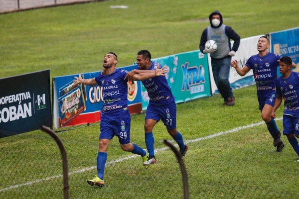 El futbolista paraguayo que ya jugó en 16 diferentes clubes