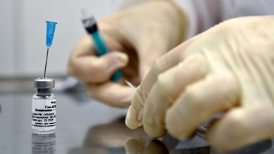 Vacuna rusa Sputnik V tiene eficacia contra la nueva cepa del coronavirus | .::Agencia IP::.