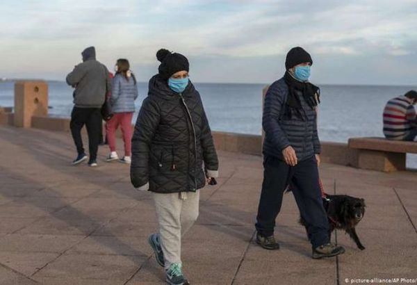 Uruguay despliega sus tropas y cierra todas sus fronteras