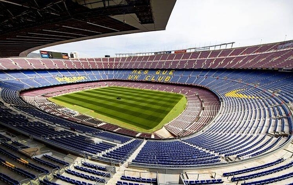 HOY / Precandidato promete levantar un nuevo estadio para el Barcelona