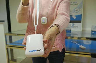 En Francia desarrollan un collar que podría eliminar el 93 % del Covid en el aire - ADN Digital