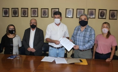 HOY / Convención liberal no anula sanción a los que van contra línea partidaria